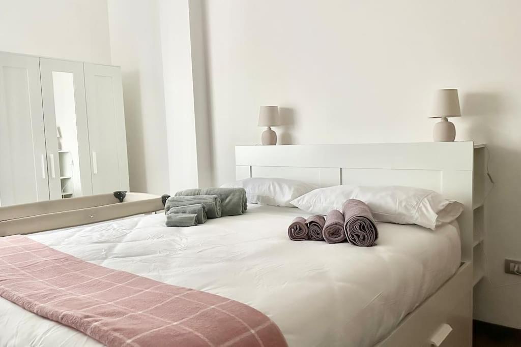 Luxury Apartment With View Côme Esterno foto