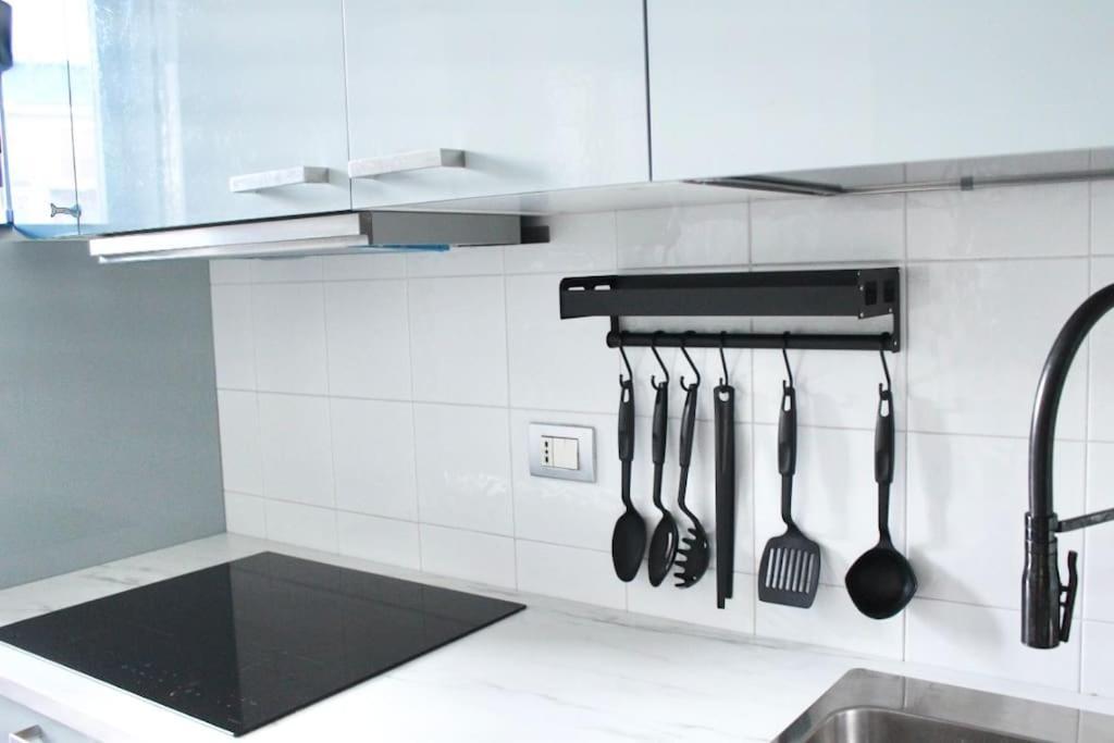 Luxury Apartment With View Côme Esterno foto